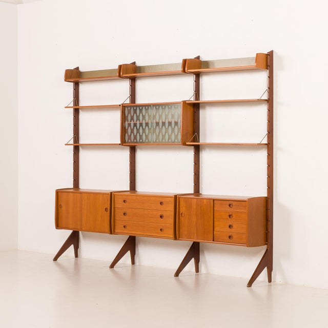 Ergo Three-Bay Free-Standing Teak Wall Unit by John Texmon, Norway, 1960s For Sale - Image 4 of 18