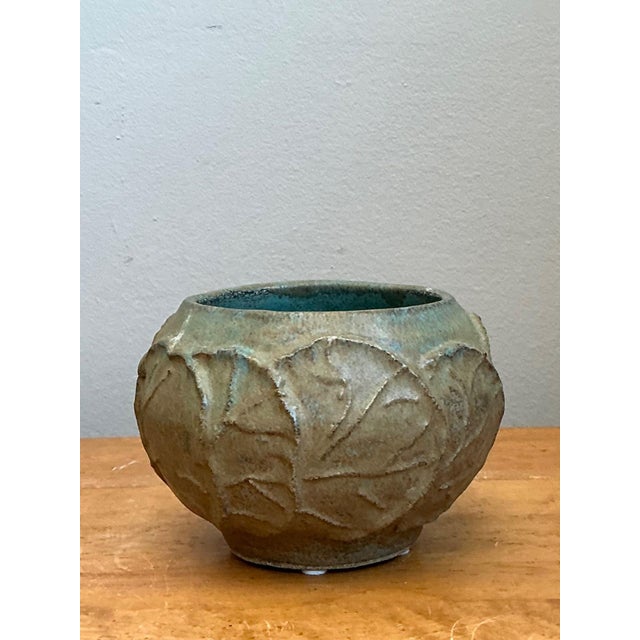 Mid-Century Modern Vintage Lily Pad Motif Ceramic Bowl For Sale - Image 3 of 17