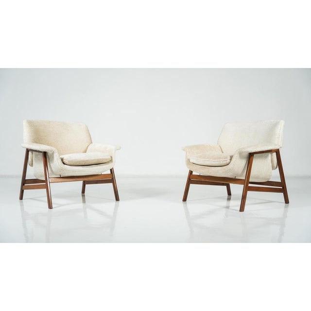 Model 849 Armchairs attributed to Gianfranco Frattini for Cassina, 1960s, Set of 2 For Sale - Image 3 of 18