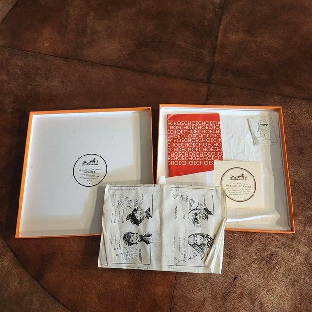 1980s 1980s Hermès Silk Scarf Hilton McConnico Souvenirs De Paris Boxed For Sale - Image 5 of 13