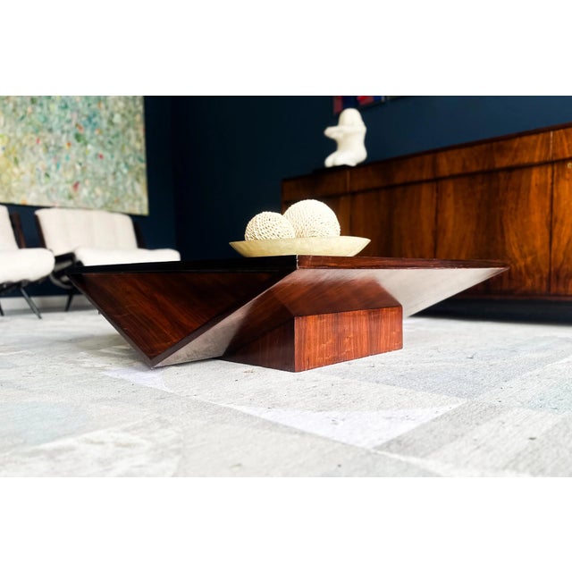 Joaquim Tenreiro Brazilian Modern Coffee Table in Rosewood, Glass & Metal, Attributed to Joaquim Tenreiro, 1960s For Sale - Image 4 of 16