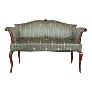 Early 20th Century Carved Mahogany Window Seat For Sale