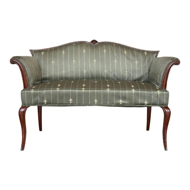 Early 20th Century Carved Mahogany Window Seat For Sale