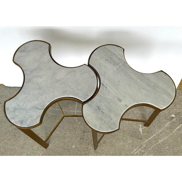 Stylish Global Views Modern Gold and White Marble Link Bunching Table Pair, showroom floor samples