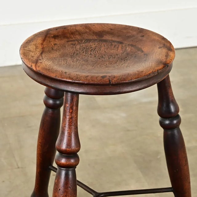 English 19th Century Turned Walnut Stool For Sale - Image 4 of 9