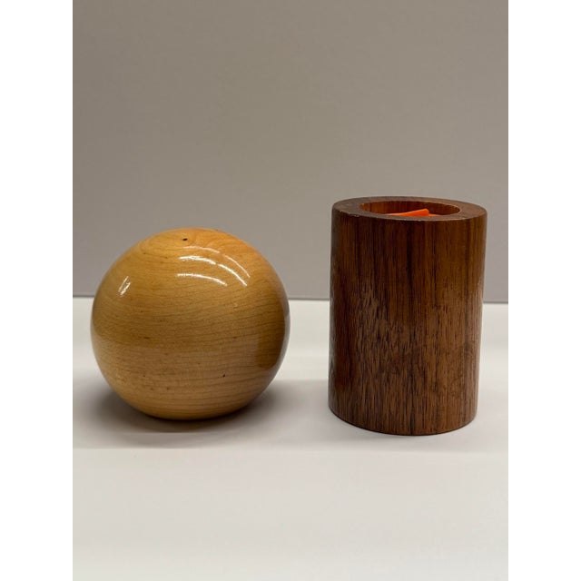 Mid-Century Modern Geometric Two-Tone Nesting Wood Salt and Pepper Shakers For Sale - Image 12 of 12