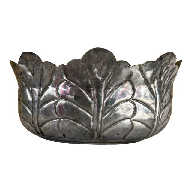 Vintage Hammered Silver Plated Bowl For Sale