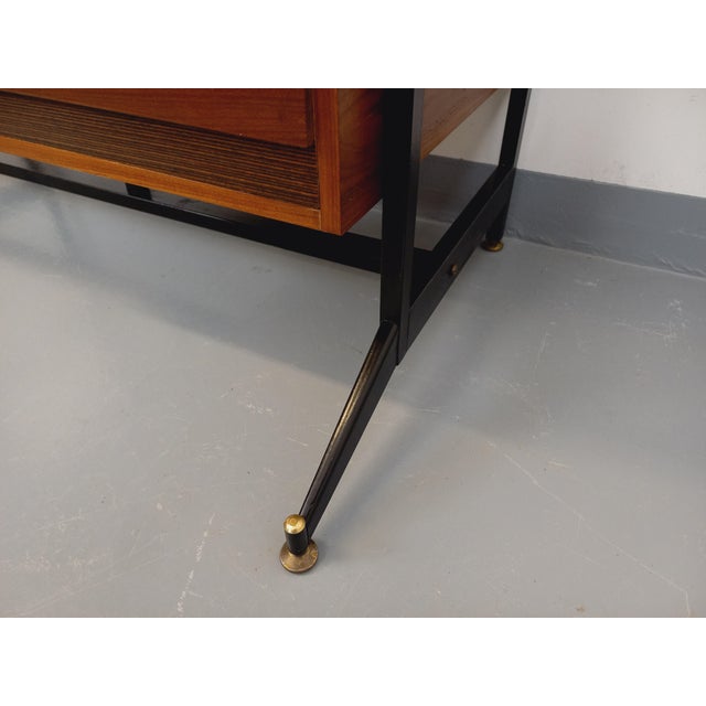 Tan Italian Modernist Desk with Integrated Modular String Shelf Bookcase in Teak, Metal and Melamine, 1960s For Sale - Image 8 of 18