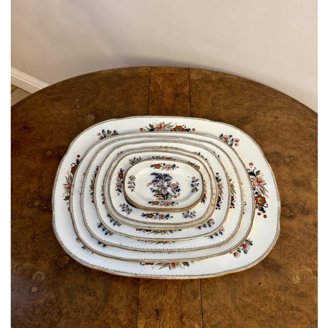 Late 19th Century Antique Victorian Dinner Service from Wedgwood, 1880, Set of 36 For Sale - Image 5 of 15