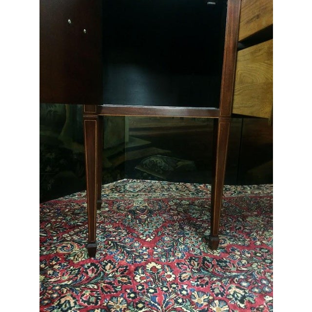 Kittinger 1980s Kittinger Furniture Buffet Sideboard, Inlaid Sideboard For Sale - Image 4 of 13