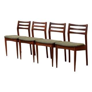 Mid 20th Century Set of Four Danish Modern Chairs For Sale