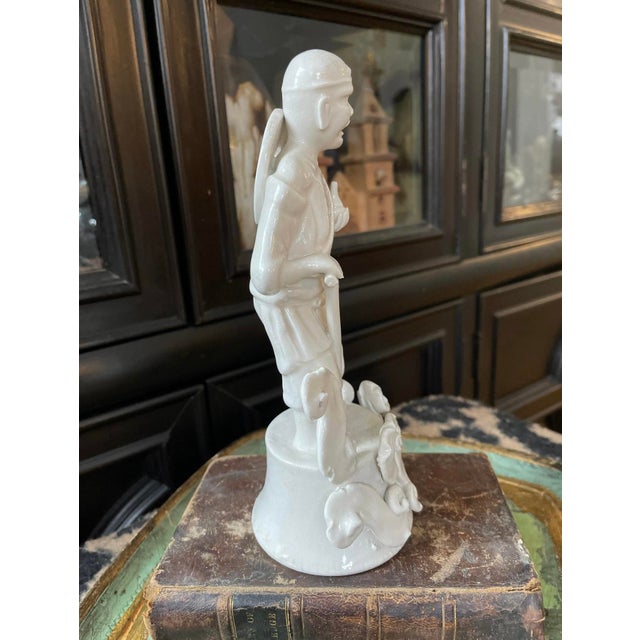 Early 20th Century Blanc De Chine Chinese Ceramic Elder Statue Immortals Asian Decor White Glaze Pottery For Sale In Chicago - Image 6 of 10