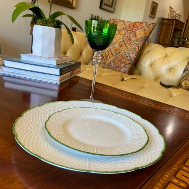 French Set of 10 Villandry Basketweave Dinner and Salad Plates by Raynaud, 1990s For Sale - Image 3 of 6