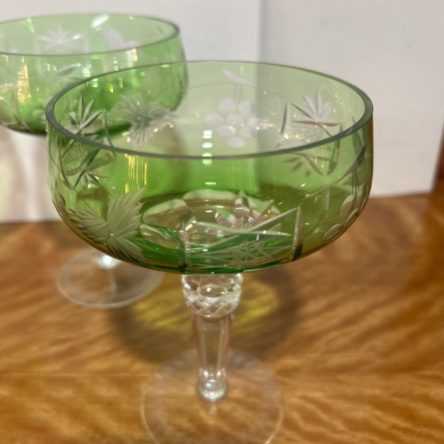 Glass 1970s American Classical Cut to Clear Crystal Champagne Coupes - Set of 4 For Sale - Image 7 of 7