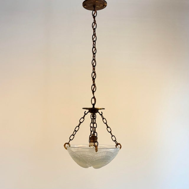 René Lalique 1920s Lalique Opalescent Coquille Hanging Pendant For Sale - Image 4 of 6