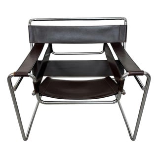 Mid-Century Modern Knoll Wassily Lounge Chair For Sale