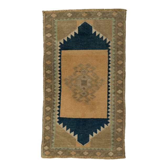 Turkish Mini Rug Oriental Hand Knotted Vintage Rug 1'6" x 2'9" #21219 For Sale