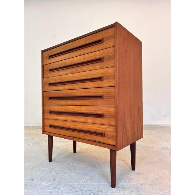 Teak Chest of Drawers with Recessed Long Handles, Denmark, 1960s For Sale - Image 3 of 11