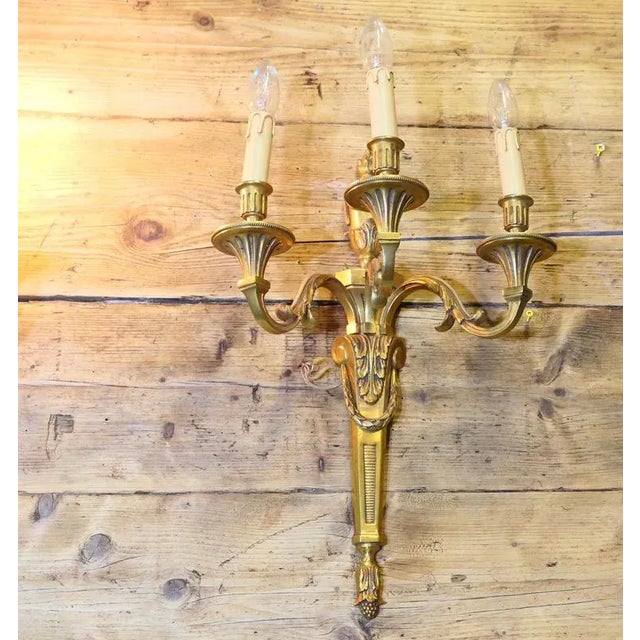 Large French Neoclassical Brass Wall Lights, 1900s, Set of 2 For Sale - Image 6 of 7
