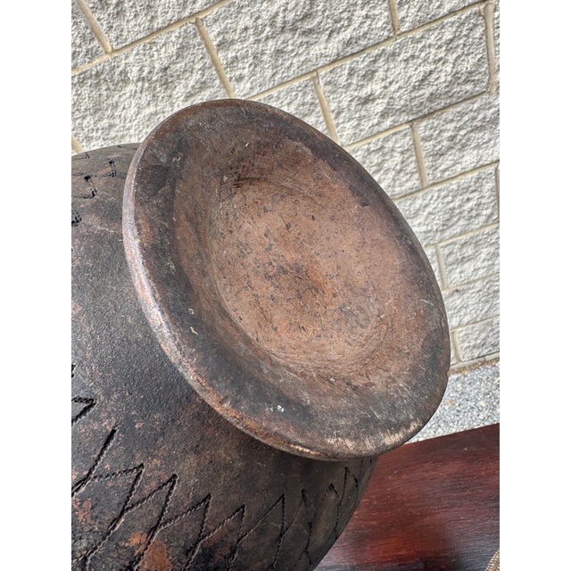 Mid-20th Century Lobi Burkina Faso Hand-Built Terracotta Lidded Vessel For Sale - Image 10 of 10
