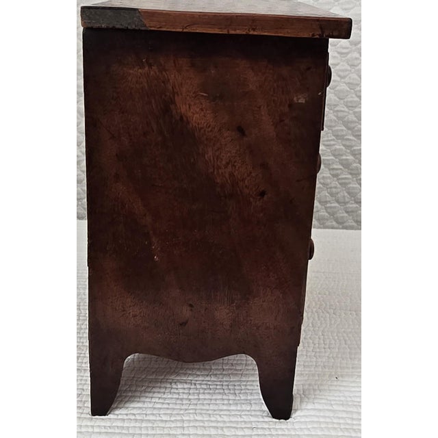 American Early 19th Century American Figured Maple Desktop Chest of Drawers For Sale - Image 3 of 6