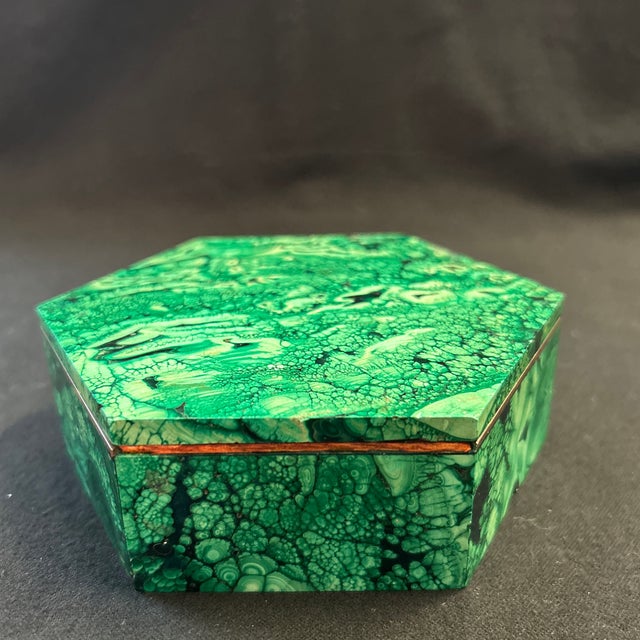 Malachite Lidded Hexagonal Accessories Box For Sale In Miami - Image 6 of 10