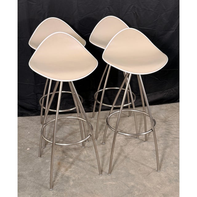 Metal Postmodern Stua Onda Barstools by Jesús Gasca Design Within Reach - Set of 4 For Sale - Image 7 of 10