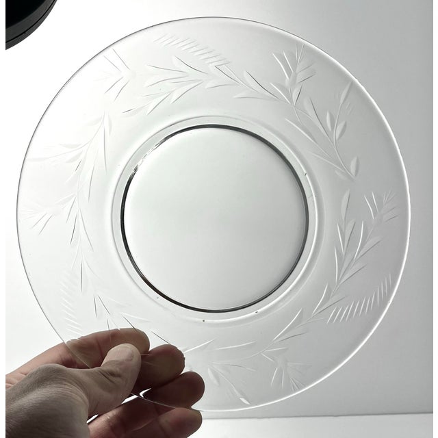 American Vintage Etched Organic Garland Leaf Glass Salad Plates - Set of 4 For Sale - Image 3 of 5