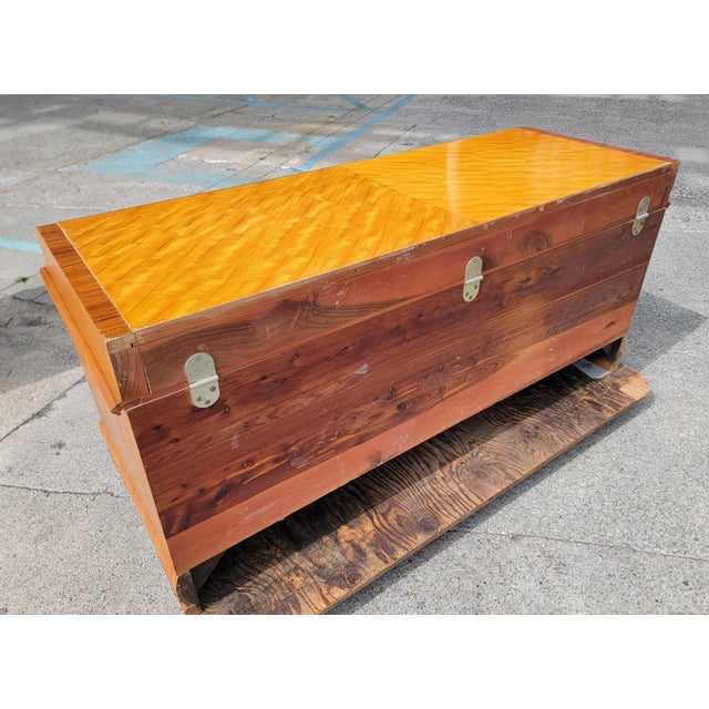 Lane Furniture Art Deco Style Cedar Blanket Chest Trunk For Sale - Image 9 of 17