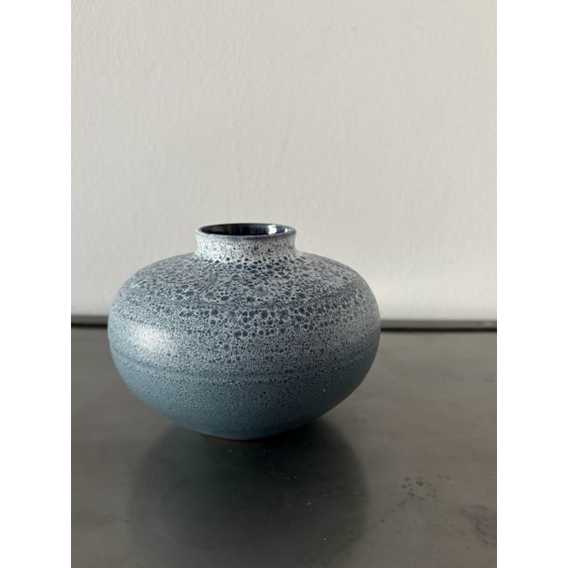 Hand-Thrown Vase from Töpferhof Römhild, 1960s For Sale - Image 4 of 13
