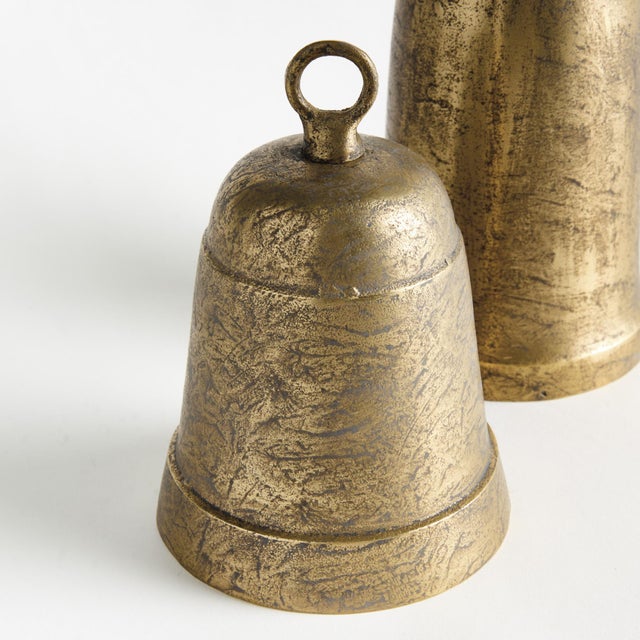 Finished in an antiqueGold, these old fashioned cast aluminum historic shapes are actual functioning bells. Place atop a...