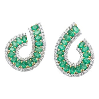 18k Gold Emerald and Diamond Stud Earrings, 2.18ct Diamonds For Sale