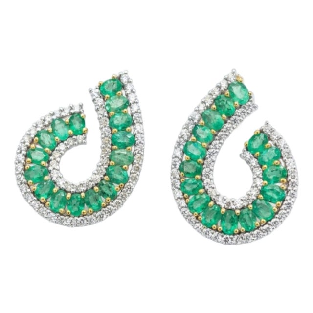 18k Gold Emerald and Diamond Stud Earrings, 2.18ct Diamonds For Sale