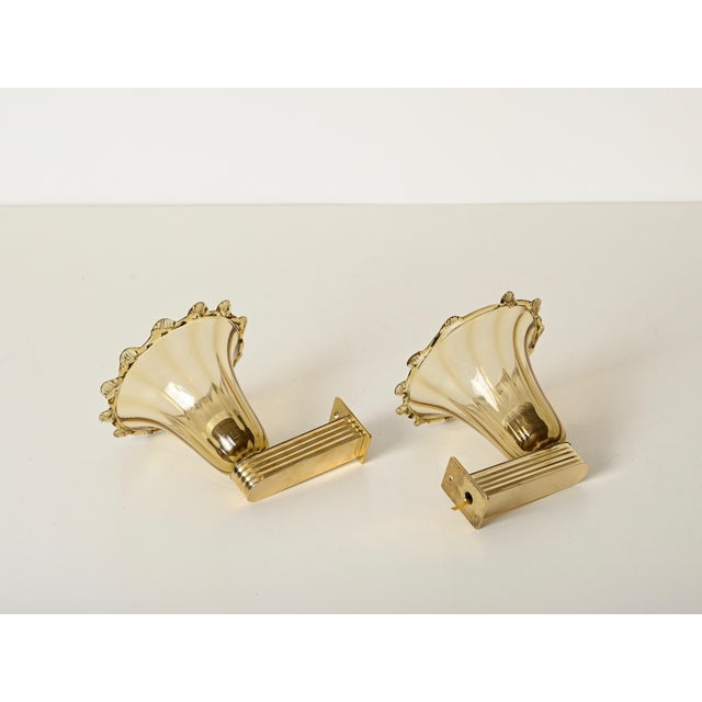 1940s Murano Glass and Brass Flower Sconces by Barovier, Italy, 1940s, Set of 2 For Sale - Image 5 of 16