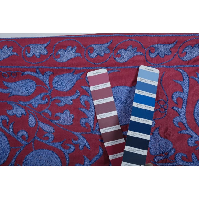 1970s Red Suzani Textile Art From Uzbekistan 3'1'' X 6'3'' For Sale - Image 10 of 10