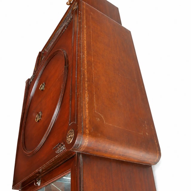 Vintage Mahogany Cocktail Bar Cabinet With Mirrored Displays and Glassware Javit For Sale - Image 10 of 12