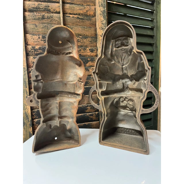 1940s 1940s Griswold Mfg Co Santa Cake Cast Iron Mold For Sale - Image 5 of 9