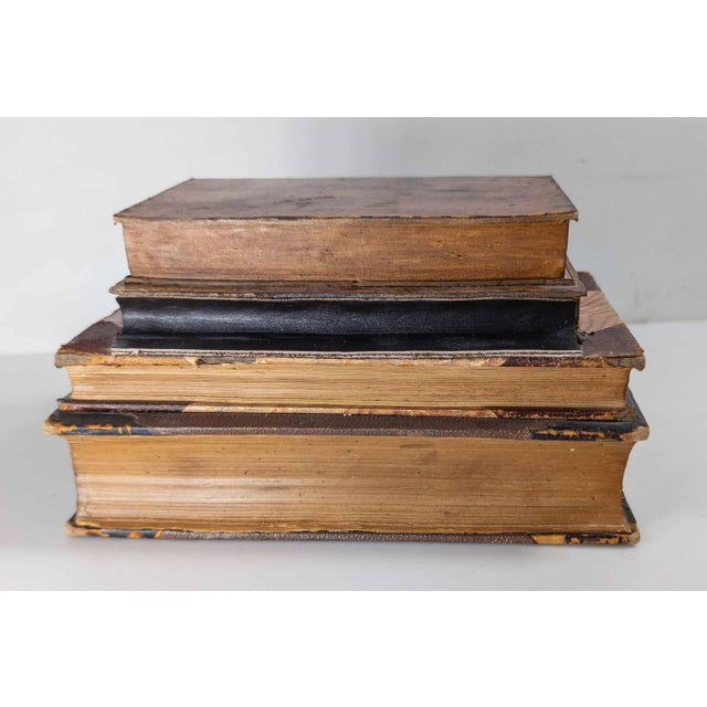 Mid 20th Century Mid-Century Faux Leatherbound Book Decorative Box, French or English For Sale - Image 5 of 13