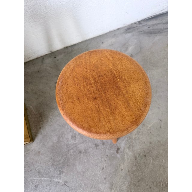 Golden Oak Tripod Stool, 1960s For Sale - Image 14 of 15