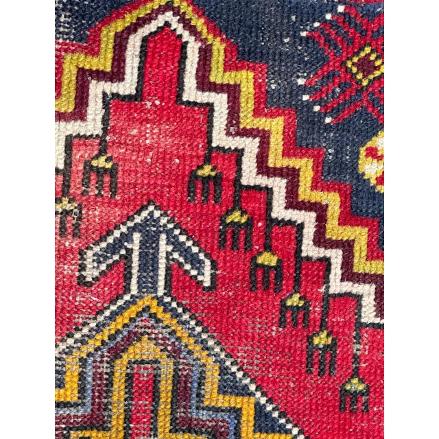 Vintage Turkish Yastik Rug, 1930s For Sale - Image 10 of 18