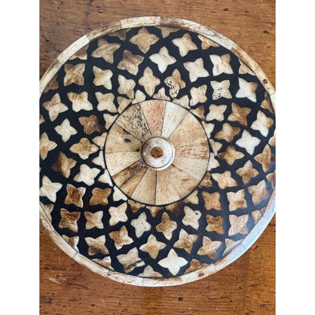 A remarkably intricate vintage Anglo-Indian cylindrical lidded trinket box. This highly tactile piece by Maitland-Smith,...