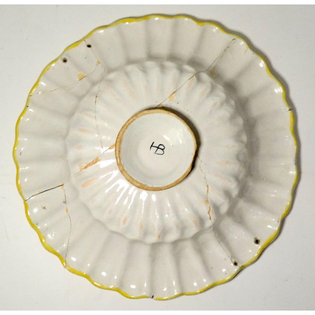 Cream 18th-Century Lobed Quimper Wedding Charger For Sale - Image 8 of 13