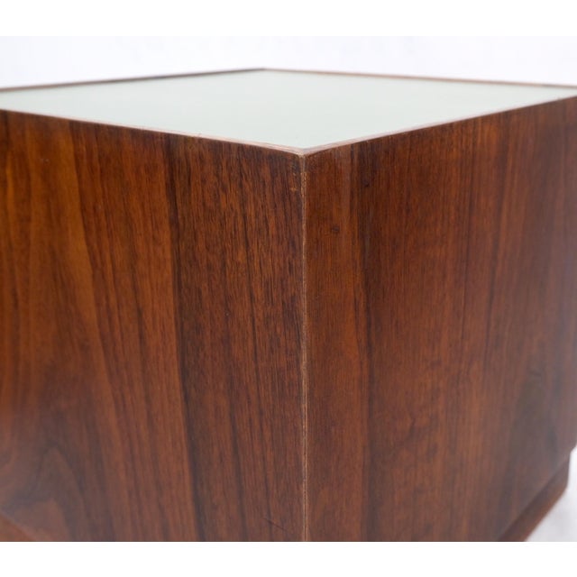 Pair of Cube Shape Walnut Mid-Century Modern End Side Occasional Tables Stands For Sale - Image 10 of 12