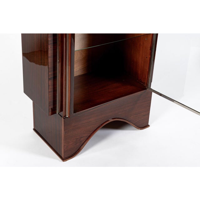 1930s Antique French Art Deco Rosewood and Glass Vitrine Display Cabinet 1930s For Sale - Image 5 of 12
