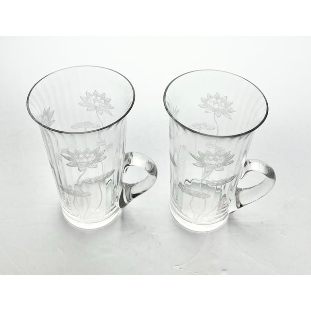 Chinoiserie 1910s Antique Fostoria Lotus 2 Etched Optic Handle Mug Tumbler Glasses For Sale - Image 3 of 4