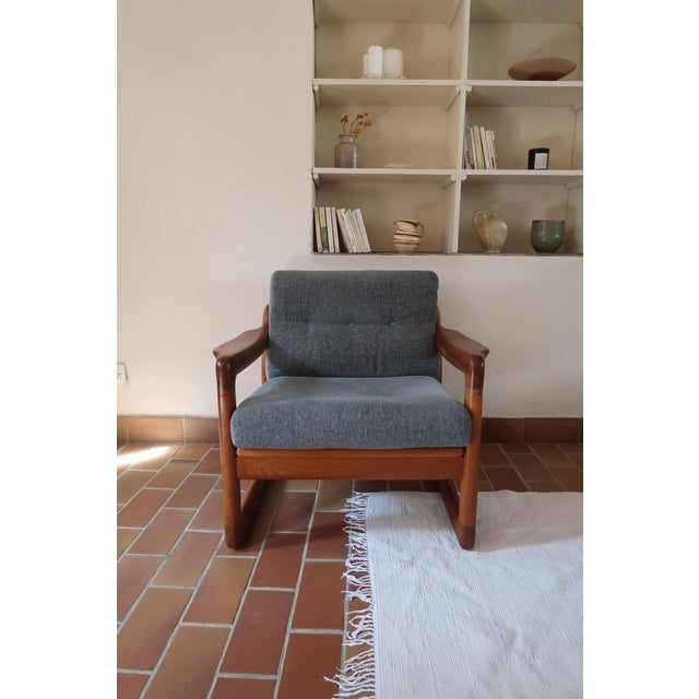 Mid-Century Modern Teak Sledge-Base Lounge Chairs by Komfort, Denmark, 1960s, Set of 2 For Sale - Image 3 of 18