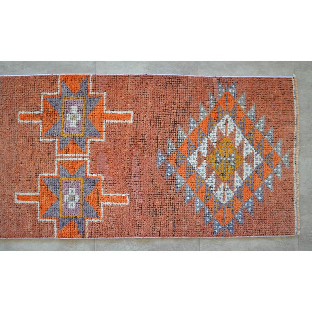 1960s Vintage Hand Knotted Turkish Runner For Sale - Image 13 of 15