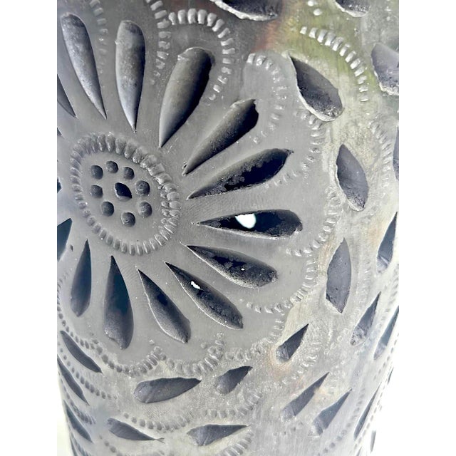 Vintage Hand Carved Oaxacan Barro Negro Vase With Pierced Lace Motif For Sale - Image 12 of 12