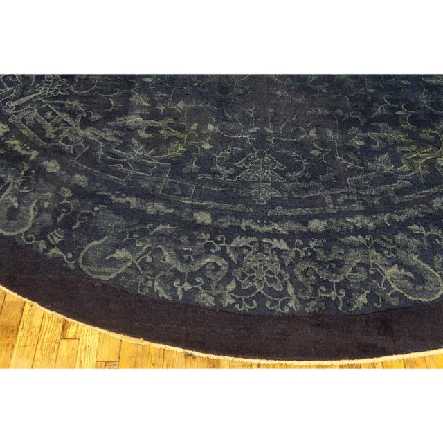 Chinese 1900s Dark Blue Field Traditional Dragon Floral Antique Chinese Peking Round Rug For Sale - Image 3 of 9