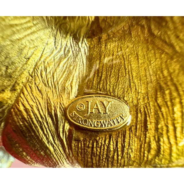 1990s 1990s Jay Strongwater Enamel Calla Lily Ring Holder With Swarovski Crystals For Sale - Image 5 of 11